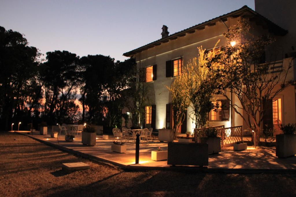 Agriturismo Tenuta La Muratella 蓬特加莱里亚 外观 照片